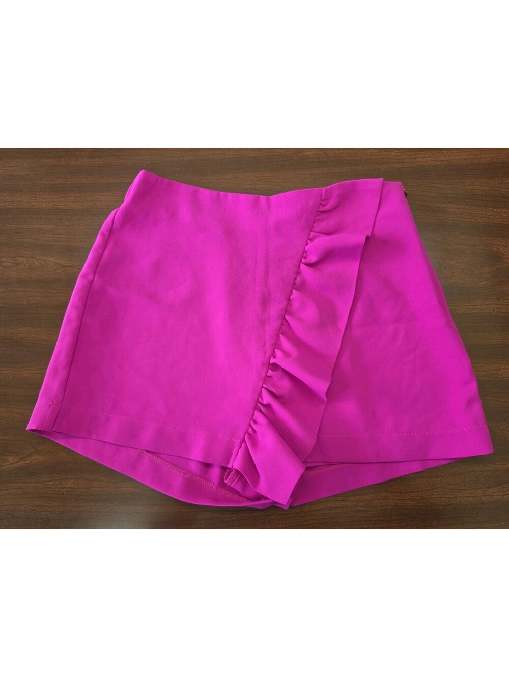 Fanco Hot Pink Ruffle Shorts Size Small Beachy Boho Summer Festival Chic Vibes